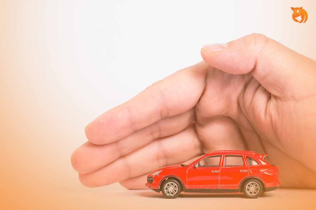asuransi mobil axa vigen m via shutterstock